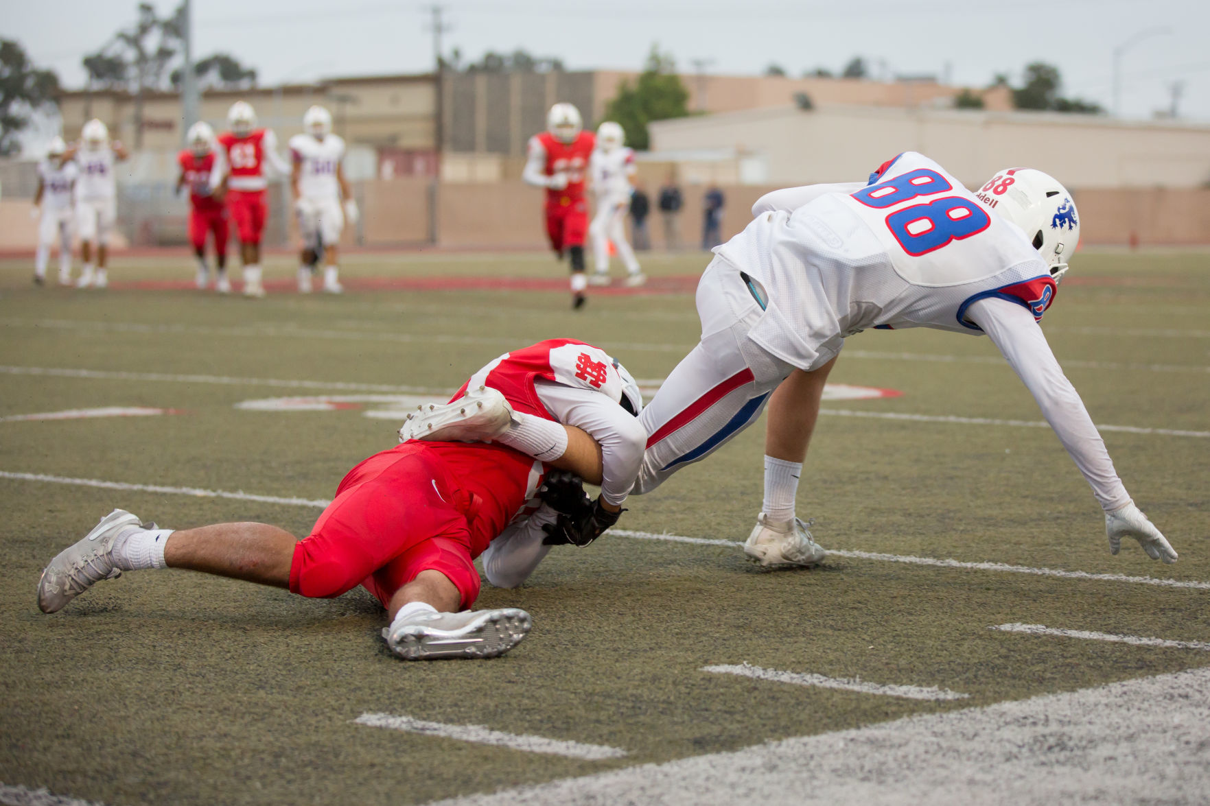 083019 Santa Maria San Marcos Football 12.jpg